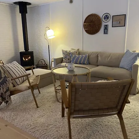 Summer House With Wood Stove Near Vejrhoj Canal Ferienhaus *